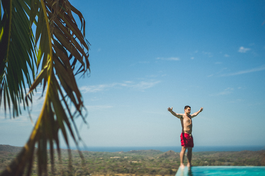 storyboard008 groomin pool